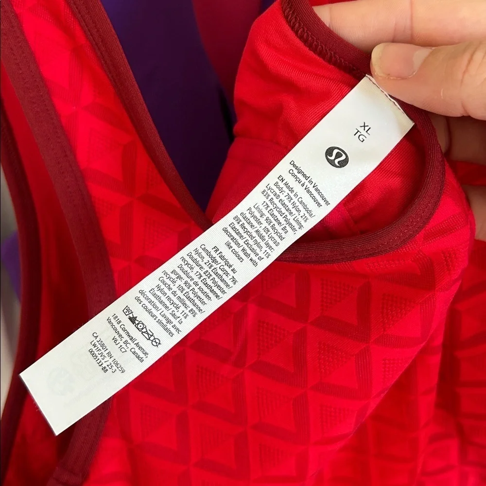 NWT Lululemon Textured Mesh Tank. Size XL. B/C Cup